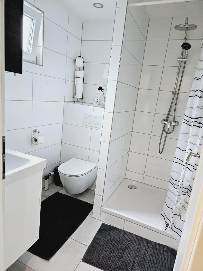 Weinstadt Monteurwohnnung Ferienwohnung Kültér fotó